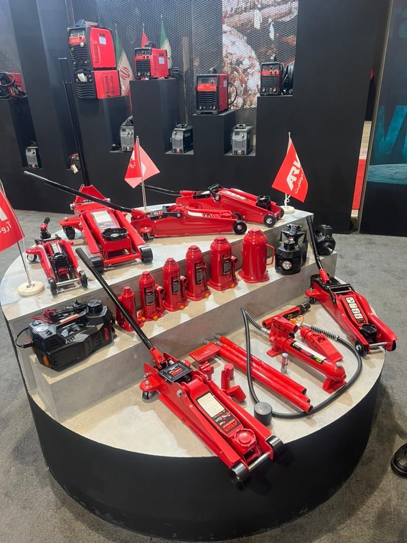 جک سوسماری و روغنی آروا|قطعات یدکی و لوازم جانبی|رشت, پاستوریزه|دیوار