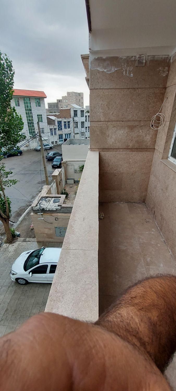 واحد ۱۳۰ متر در فرهنگیان ، چهار راه ژاندارمری|فروش آپارتمان|اردبیل, |دیوار