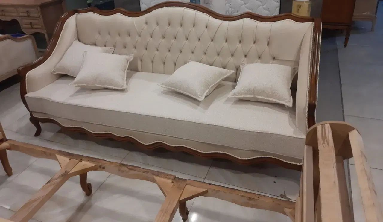 مبل و مبلمان تعمیرات و رویه کوبی انواع مبل ومبلمان|مبلمان خانگی و میز عسلی|کرج, حصارک بالا|دیوار