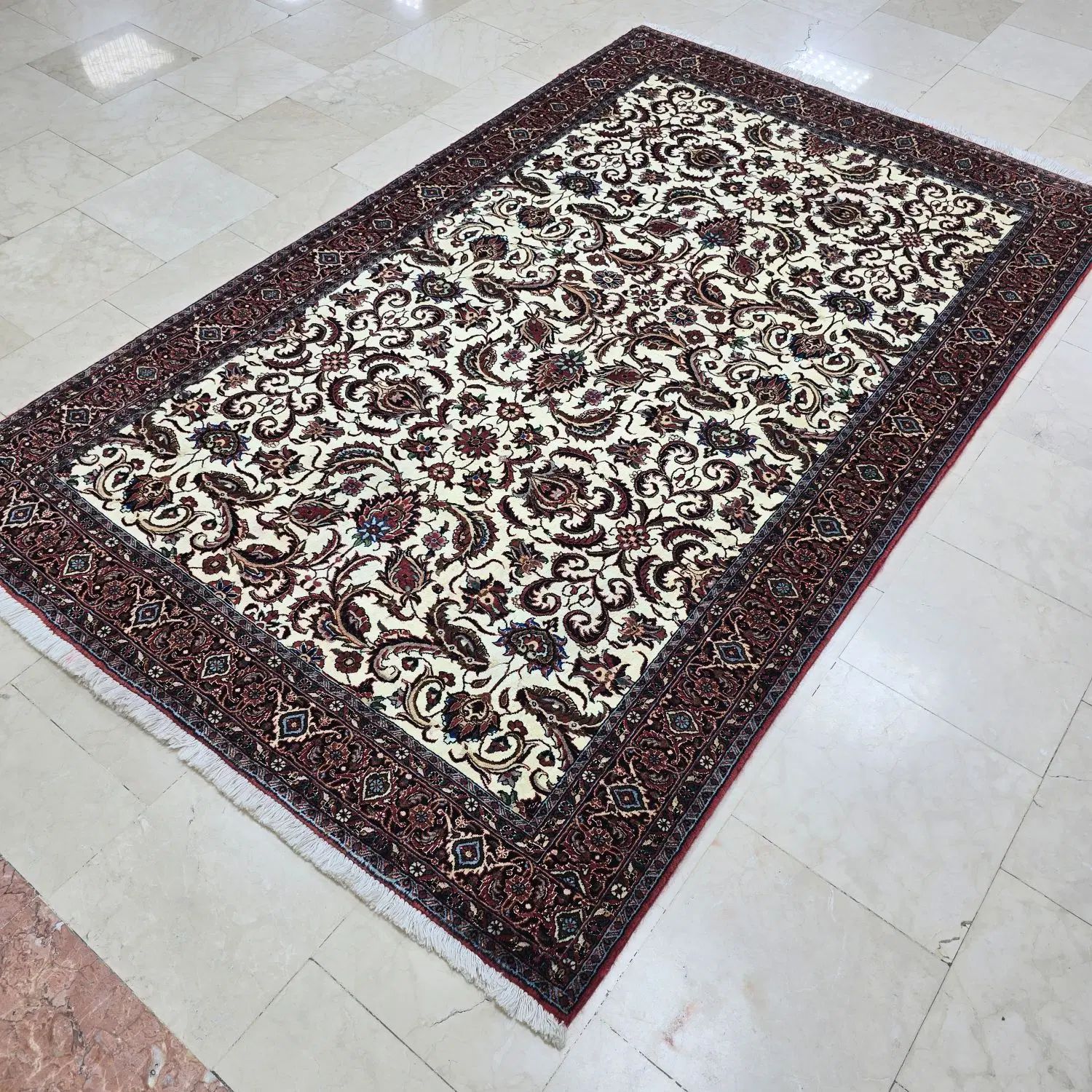 قالیچه دستباف طرح افشان گل‌ابریشم اصل بیجار|فرش|تهران, شیراز|دیوار