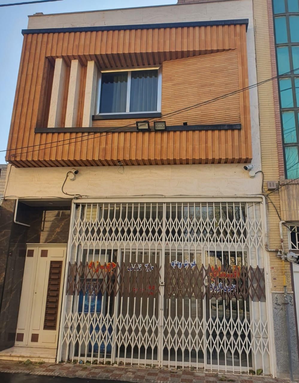 تجاری ۷۵ متری تکمیل خ نبوی منش نبش کوچه۱۳۸|فروش مغازه و غرفه|خمینی‌شهر, |دیوار