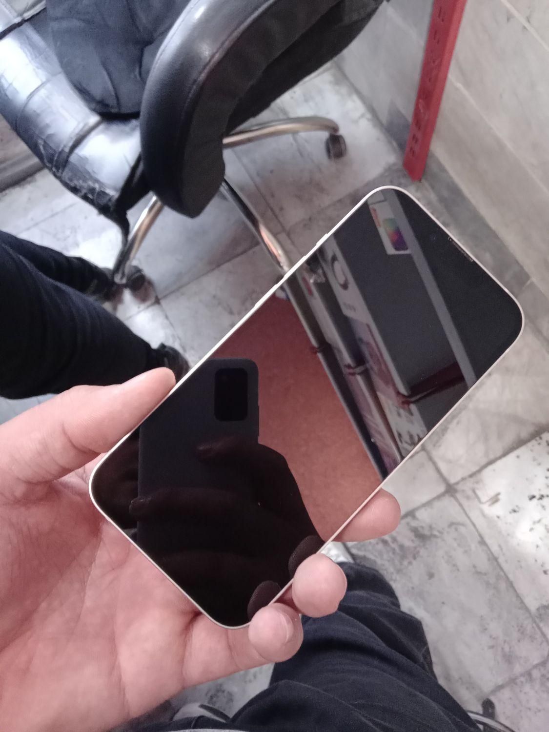 اپل iPhone 13 با حافظهٔ ۱۲۸ گیگابایت|موبایل|شهریار, |دیوار