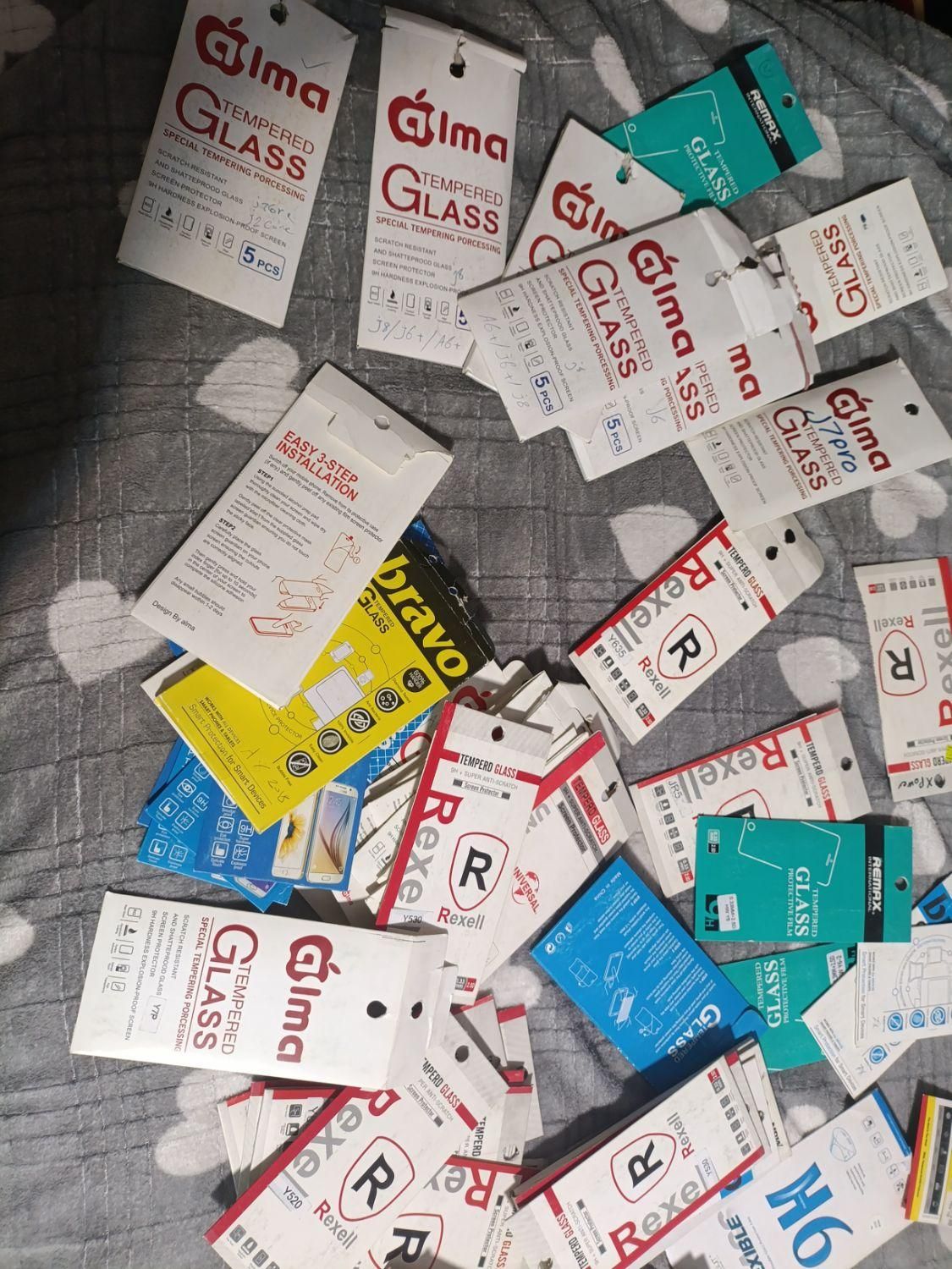 گلس موبایل|لوازم جانبی موبایل و تبلت|صفادشت, |دیوار