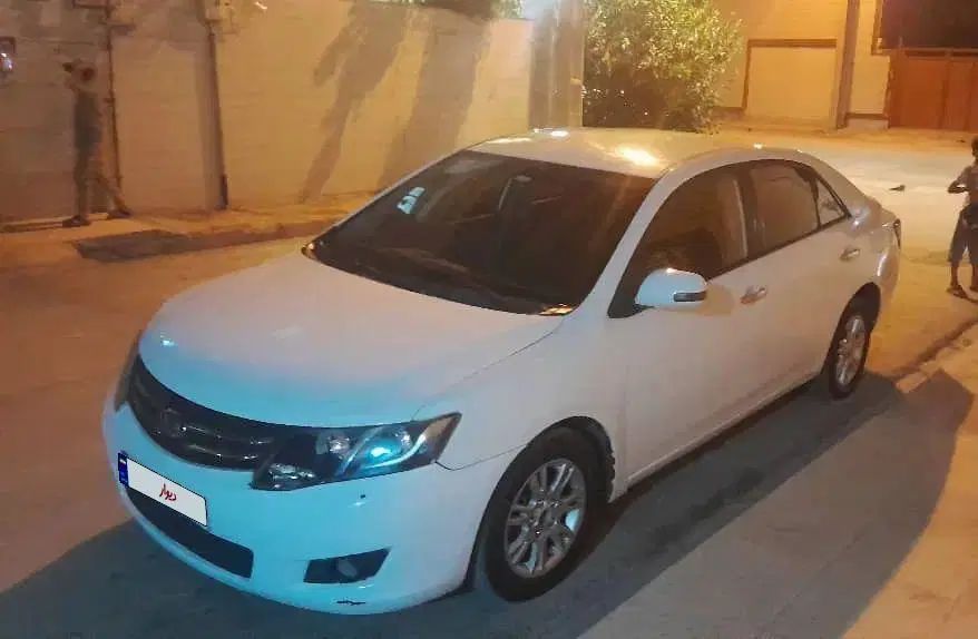 آریو دنده‌ای 1600cc، مدل ۱۳۹۶|خودرو سواری و وانت|تهران, شهرک چیتگر|دیوار