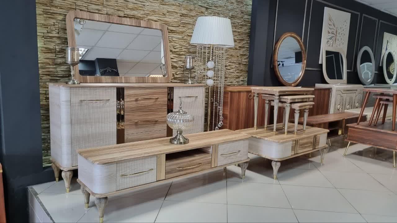 **جلو مبلی و عسلی **|مبلمان خانگی و میز عسلی|یزد, |دیوار