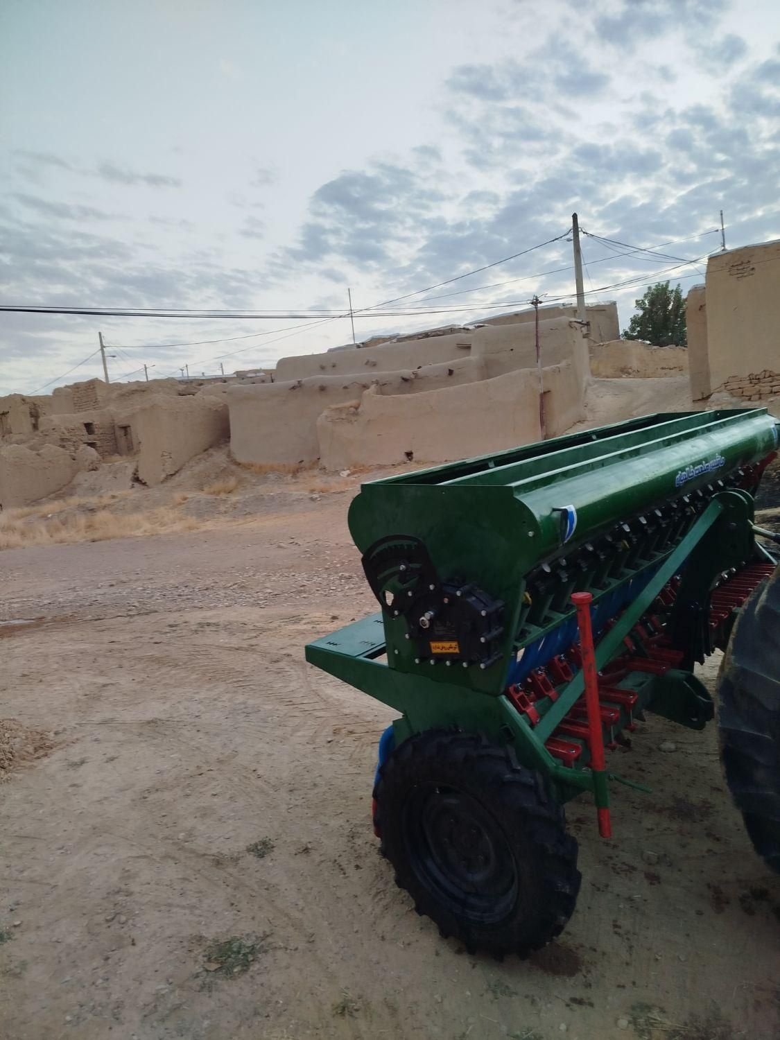 ردیفکاردومغزنه شرکت خالدیان|ماشینآلات صنعتی|دیواندره, |دیوار