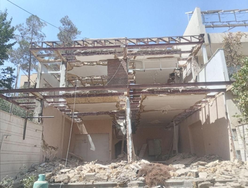 تخریب کارساختمان صفرتاصد خاکبرداری سیمانکاری بنای|خدمات پیشه و مهارت|قم, ارم|دیوار