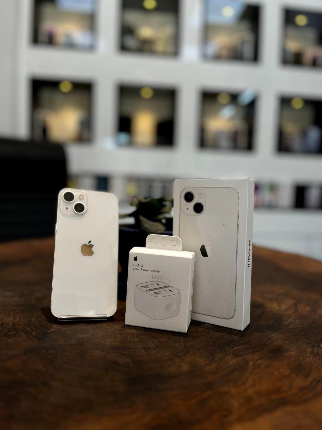اپل iPhone 13 با حافظهٔ ۲۵۶ گیگابایت نقد و اقساط|موبایل|تهران, مهران (سیدخندان)|دیوار