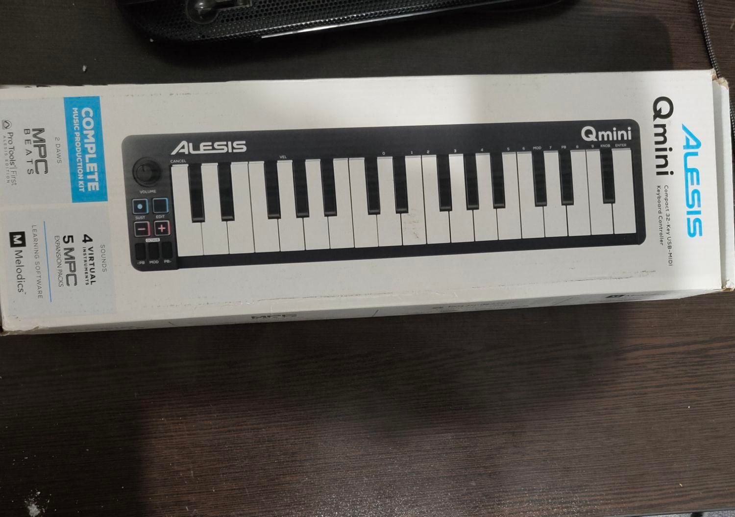میدی کنترلر السیس مدل Q Mini MKII سبک و قابل حمل|پیانو، کیبورد، آکاردئون|تهران, شاهین|دیوار