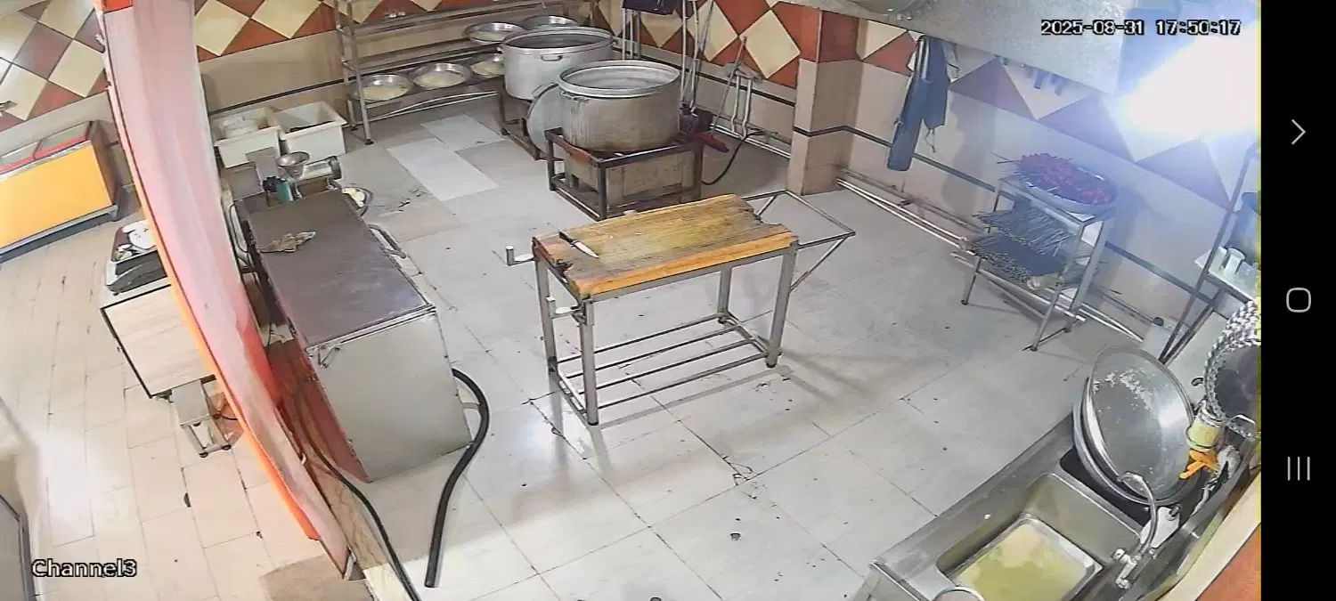 کارگر ساده و کمک آشپز|استخدام خدمات فروشگاه و رستوران|کرج, حصارک پایین|دیوار