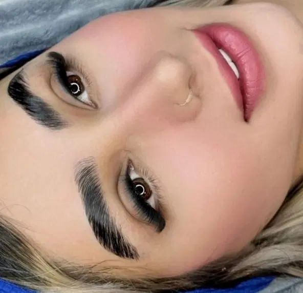 آموزش تخصصی کاشت مژه ۸۰۰/اموزش موخوره گیری۵۰۰ /|خدمات آموزشی|دورود, |دیوار