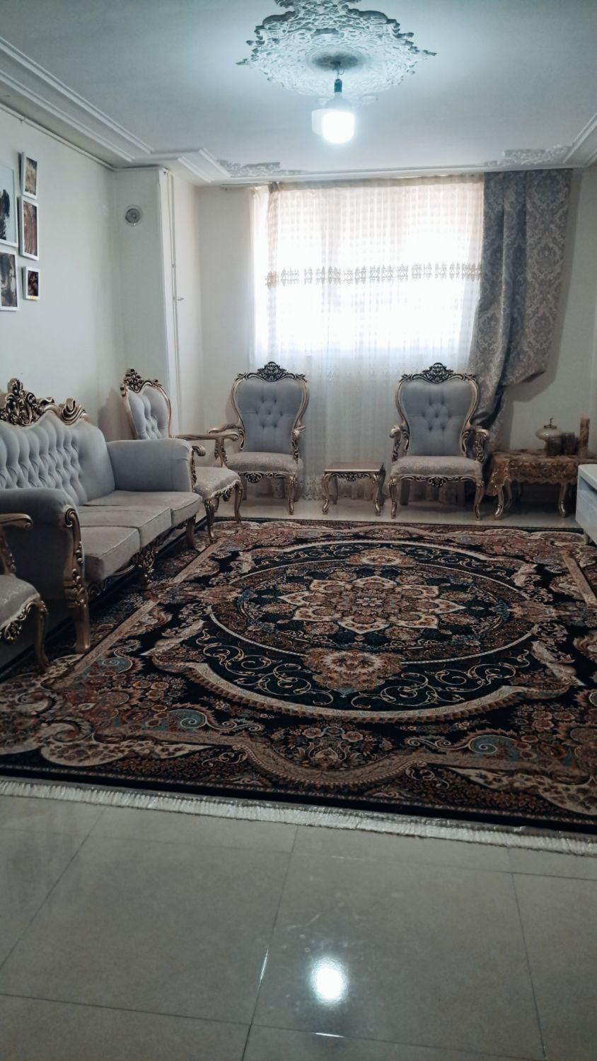 فروش آپارتمان ۸۵ متری ۲ خوابه طبقه ۳ در B۴|فروش آپارتمان|فولادشهر, B4|دیوار