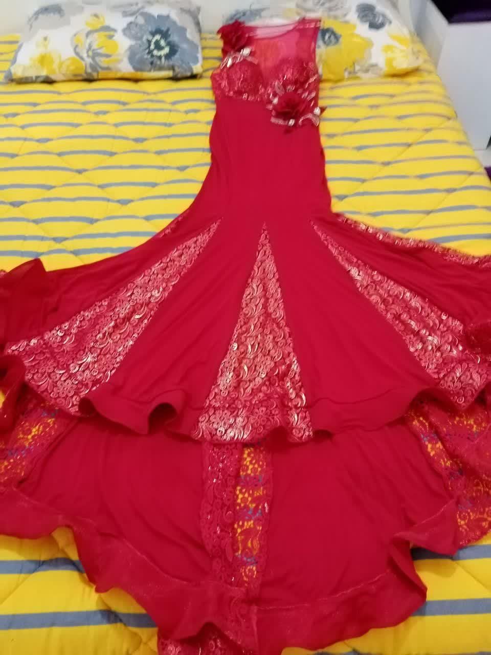 لباس مجلسی|لباس|سلماس, |دیوار