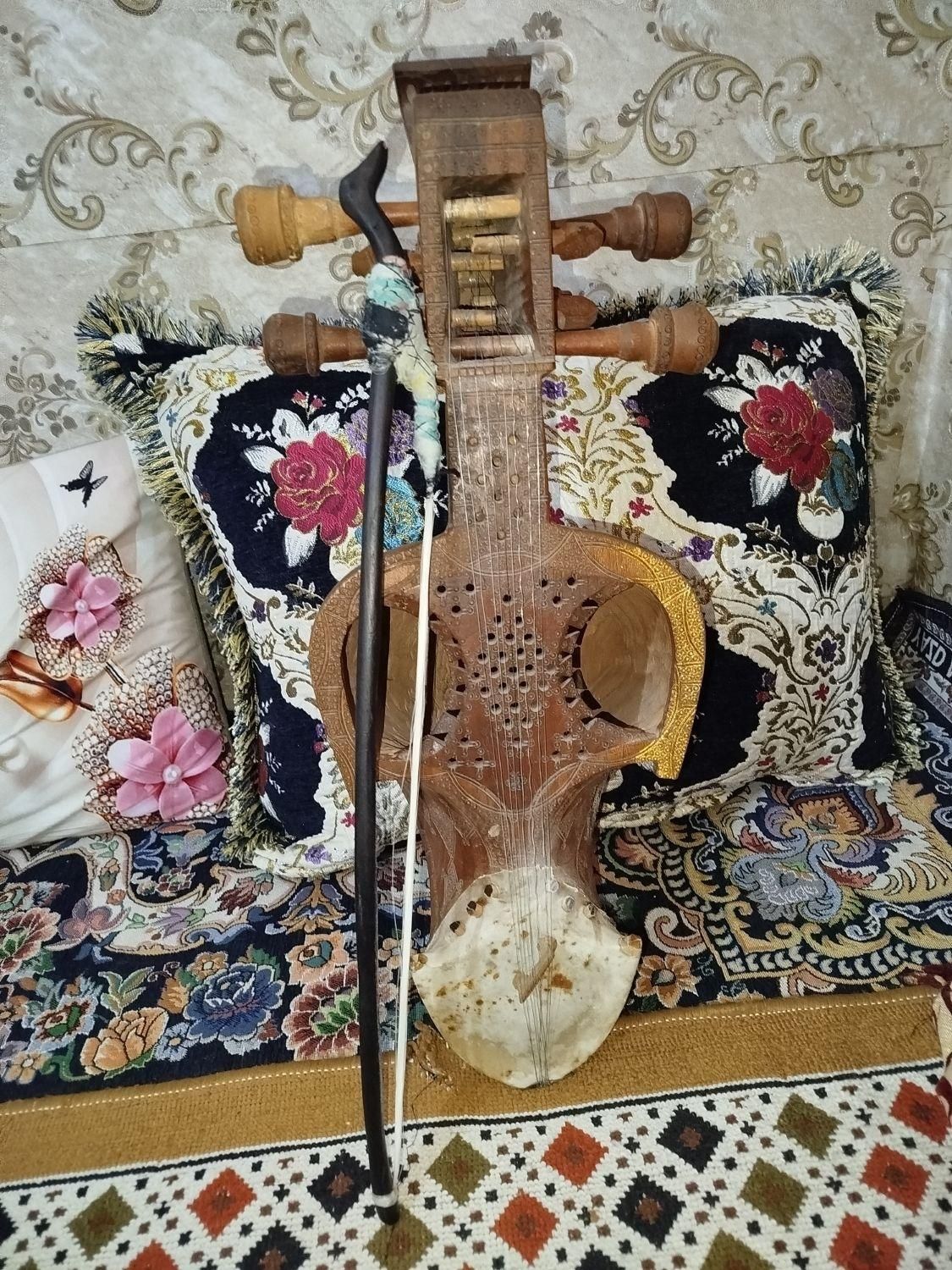 چنگ محلی|سازهای سنتی|میناب, |دیوار