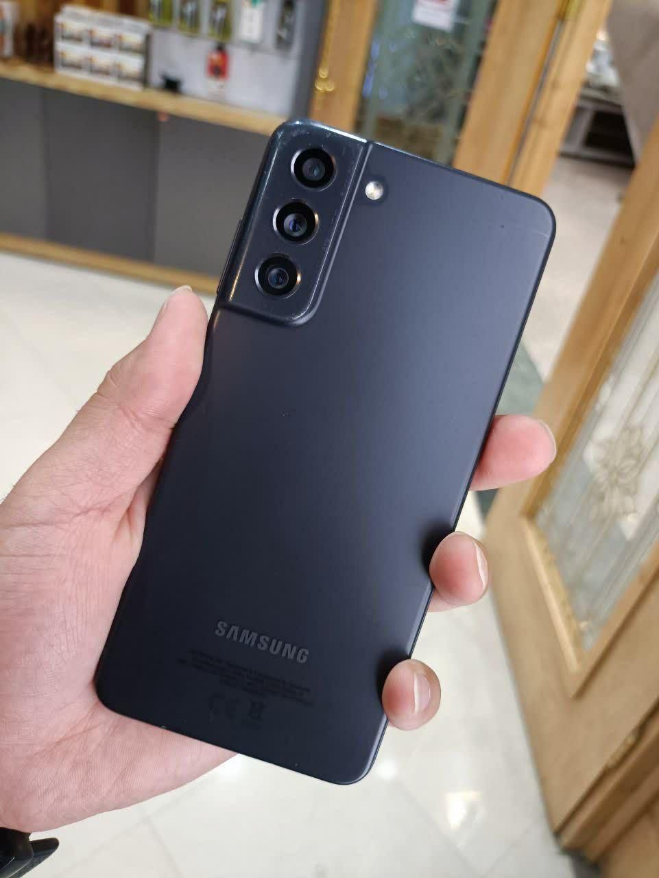 سامسونگ گلکسی اس 21 اف ای5G با حافظهٔ ۲۵۶ گیگابایت|موبایل|مشهد, دانشجو|دیوار