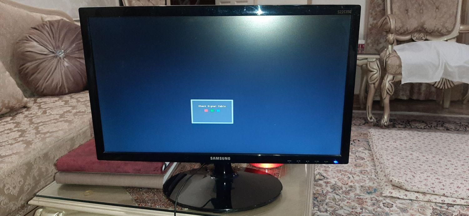 مانیتور ۲۲ اینچ LEDسامسونگ  لمسی|قطعات و لوازم جانبی رایانه|تهران, جنت‌آباد شمالی|دیوار