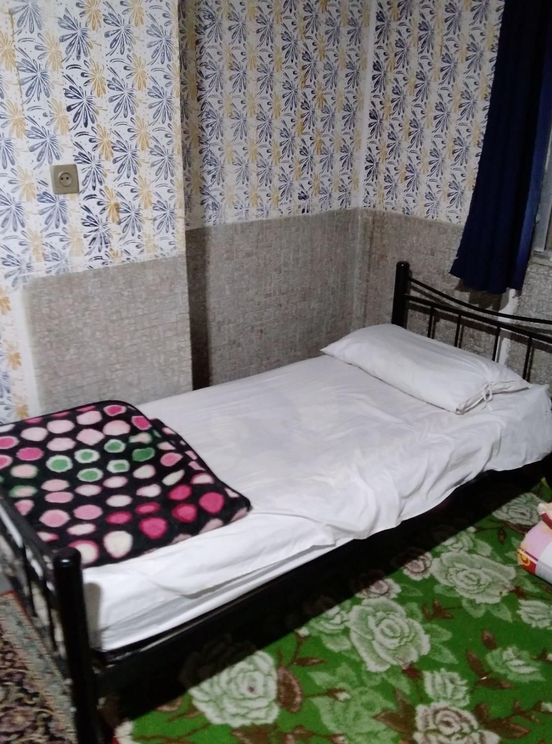 مسافر خانه ، میهمانپذیر ، سویت سوئیت،اتاق|اجارهٔ کوتاه‌مدت آپارتمان و سوئیت|سیرجان, |دیوار