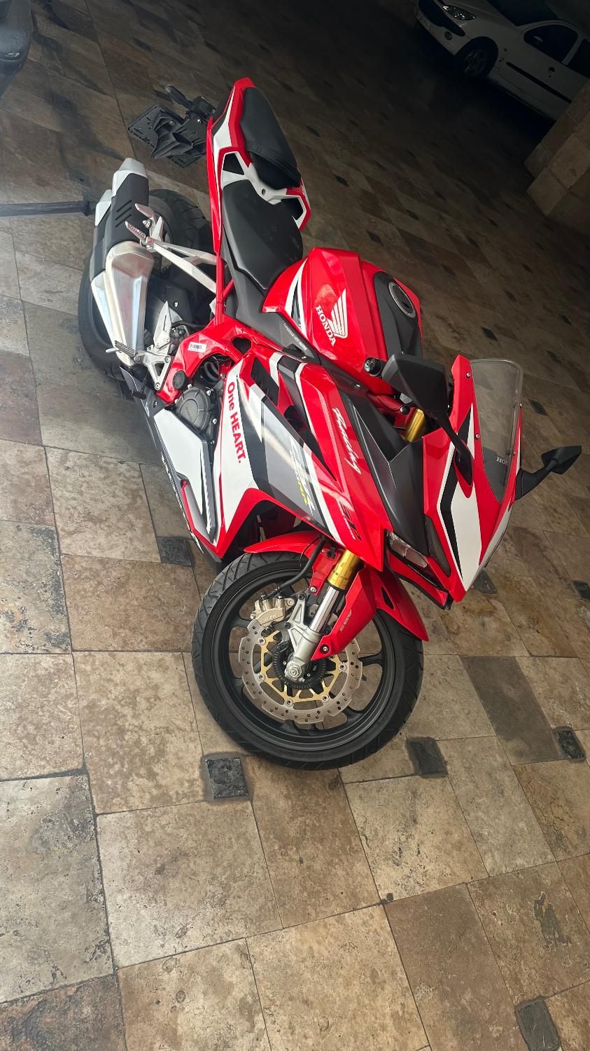 CBr 250 فول ترین حالت ممکن|موتورسیکلت|تهران, قلهک|دیوار