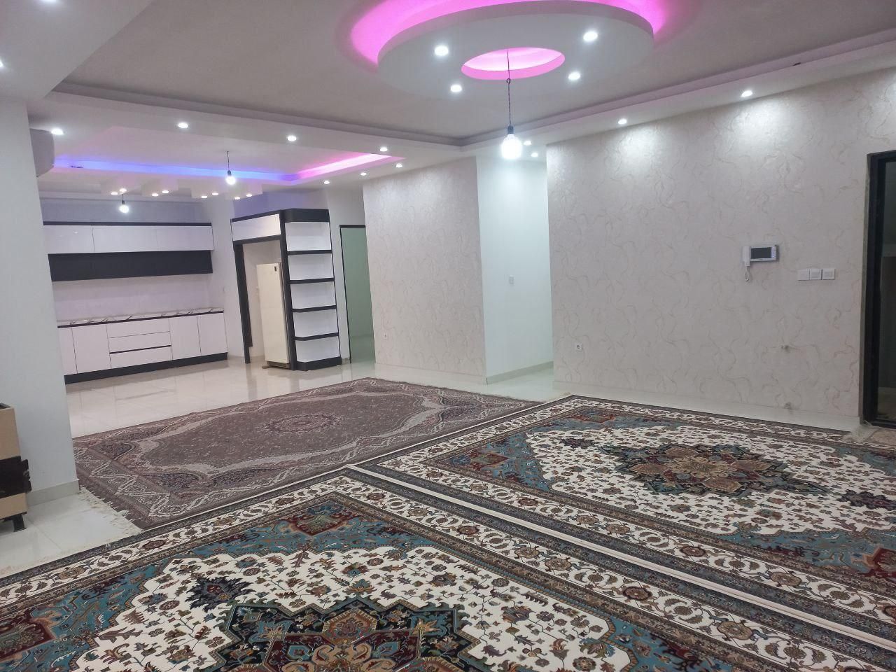 ۱۲۰ متر آپارتمان با سند محمودآباد|فروش آپارتمان|محمودآباد, |دیوار