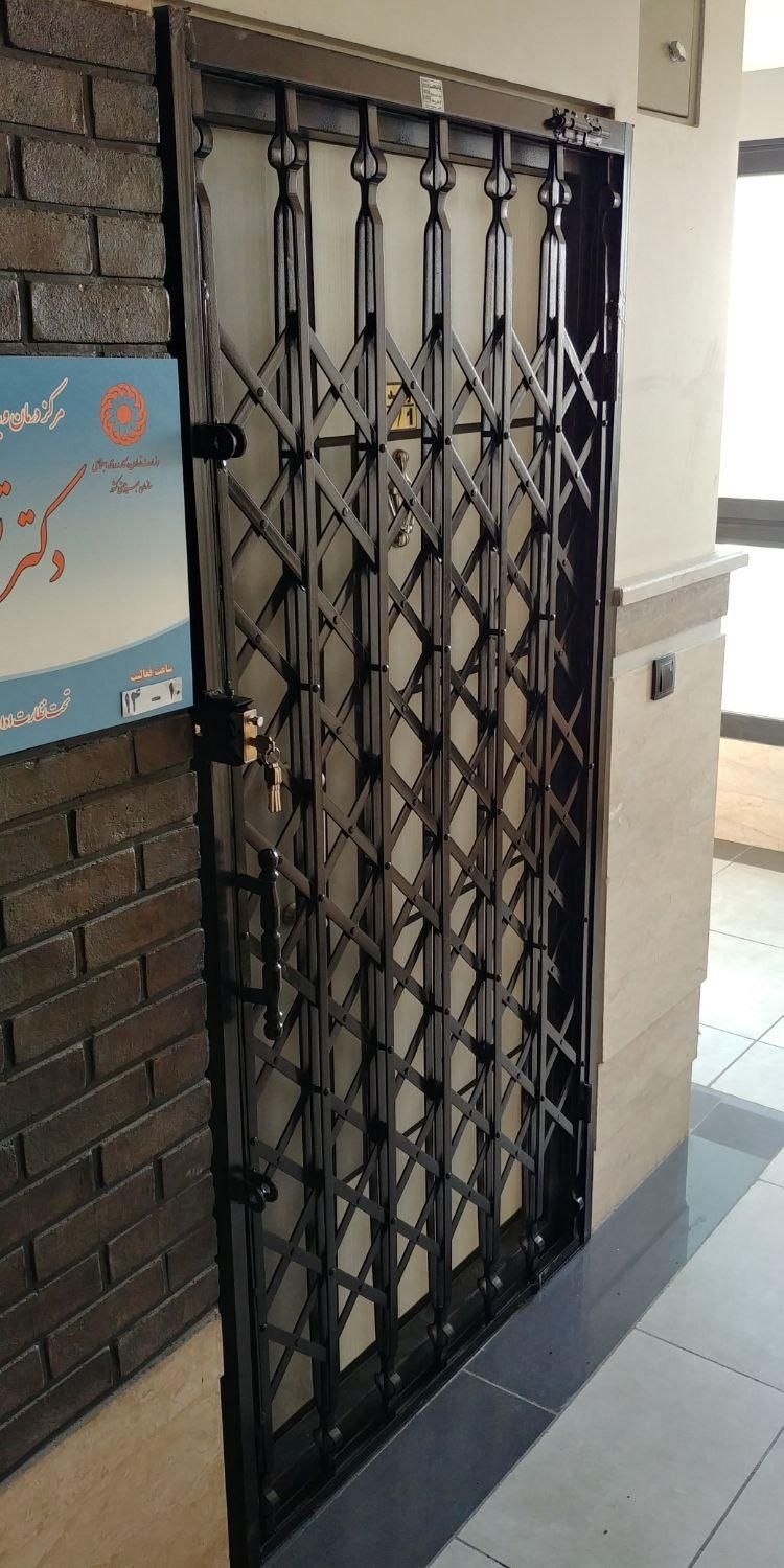 حفاظ آکاردئونی آکاردیونی درب پنجره تراس نرده|مصالح و تجهیزات ساختمان|تهران, پونک|دیوار