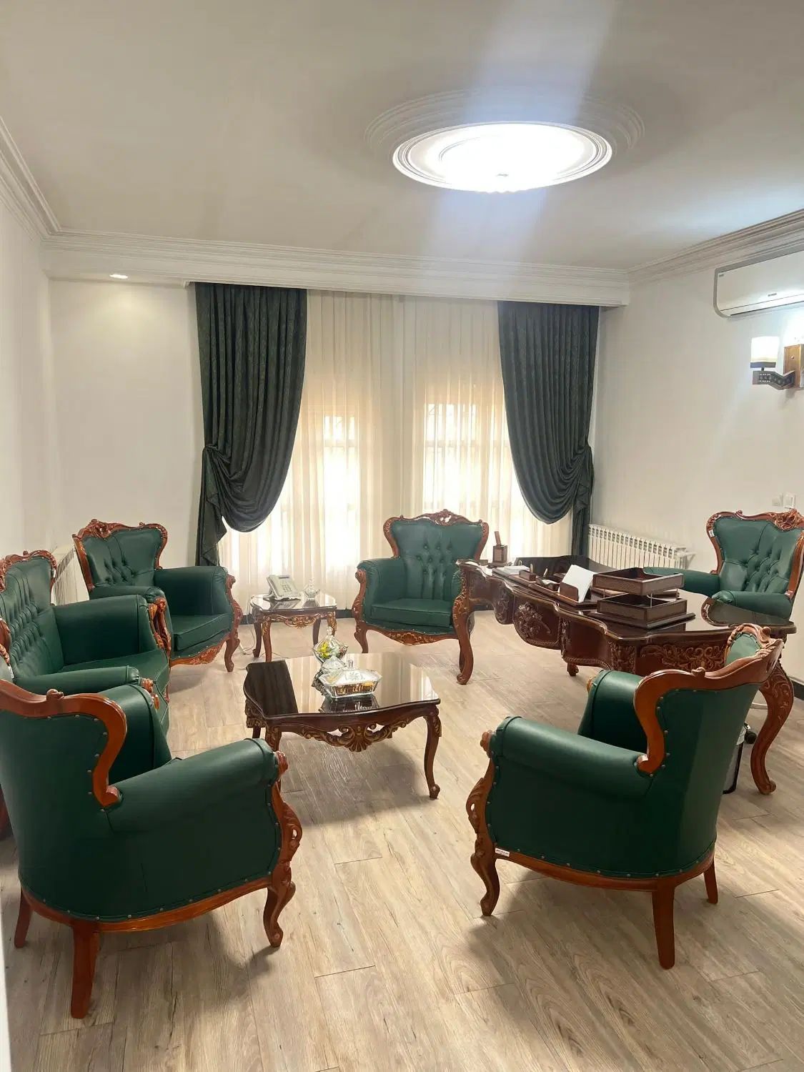 اجاره ساعتی دفترکار VIP (شهرک غرب)|اجارهٔ کوتاه‌مدت دفتر کار و فضای آموزشی|تهران, شهرک غرب|دیوار