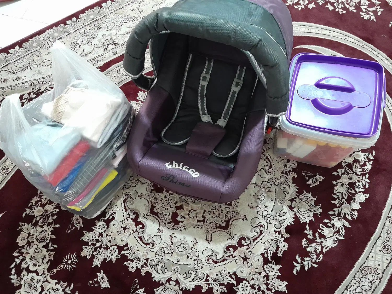 کریر و سطل خانه بازی کودک و کفش و لباس بچه|کفش و لباس بچه|تهران, خاک سفید|دیوار