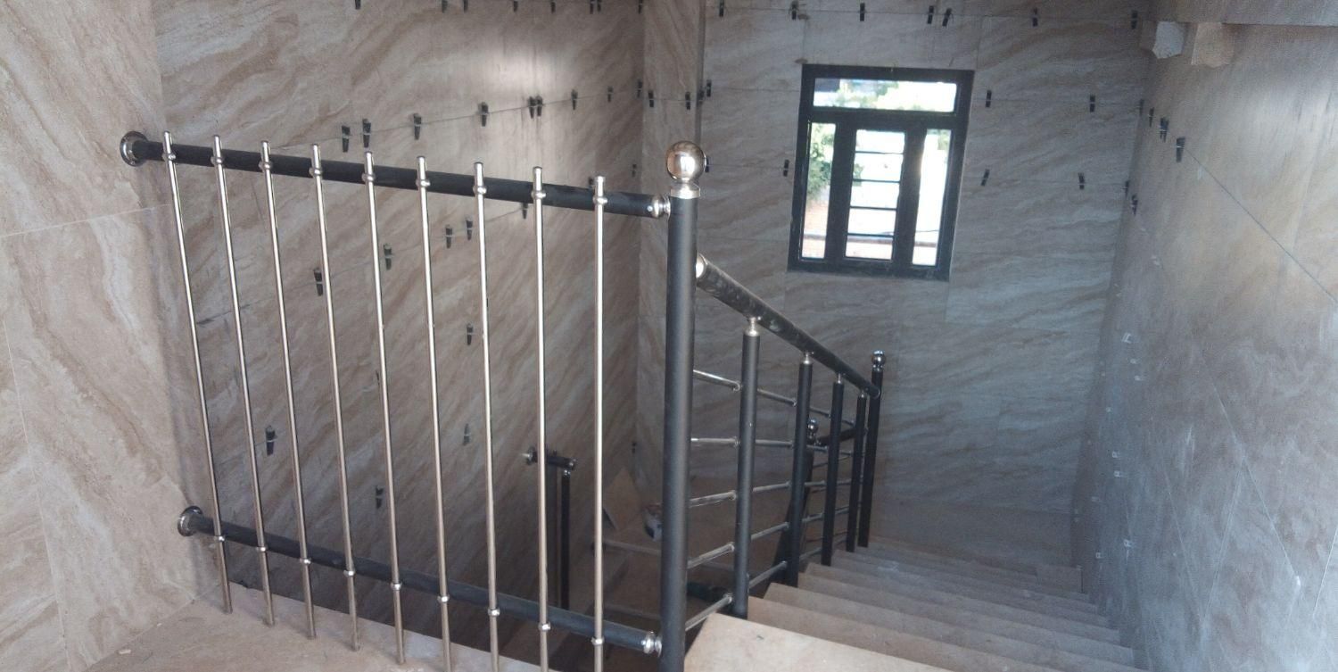 نرده راه پله. استیل.آلومینیوم.چوب|خدمات پیشه و مهارت|شیراز, میانرود|دیوار