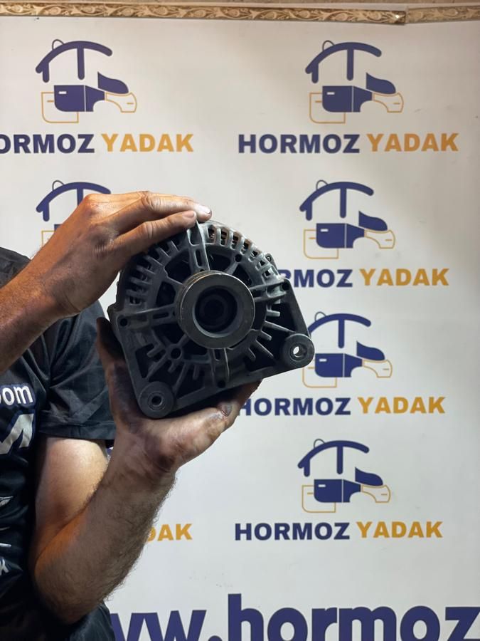 دینام شارژ ال نود مگان ساندرو|قطعات یدکی و لوازم جانبی|رشت, بازار|دیوار