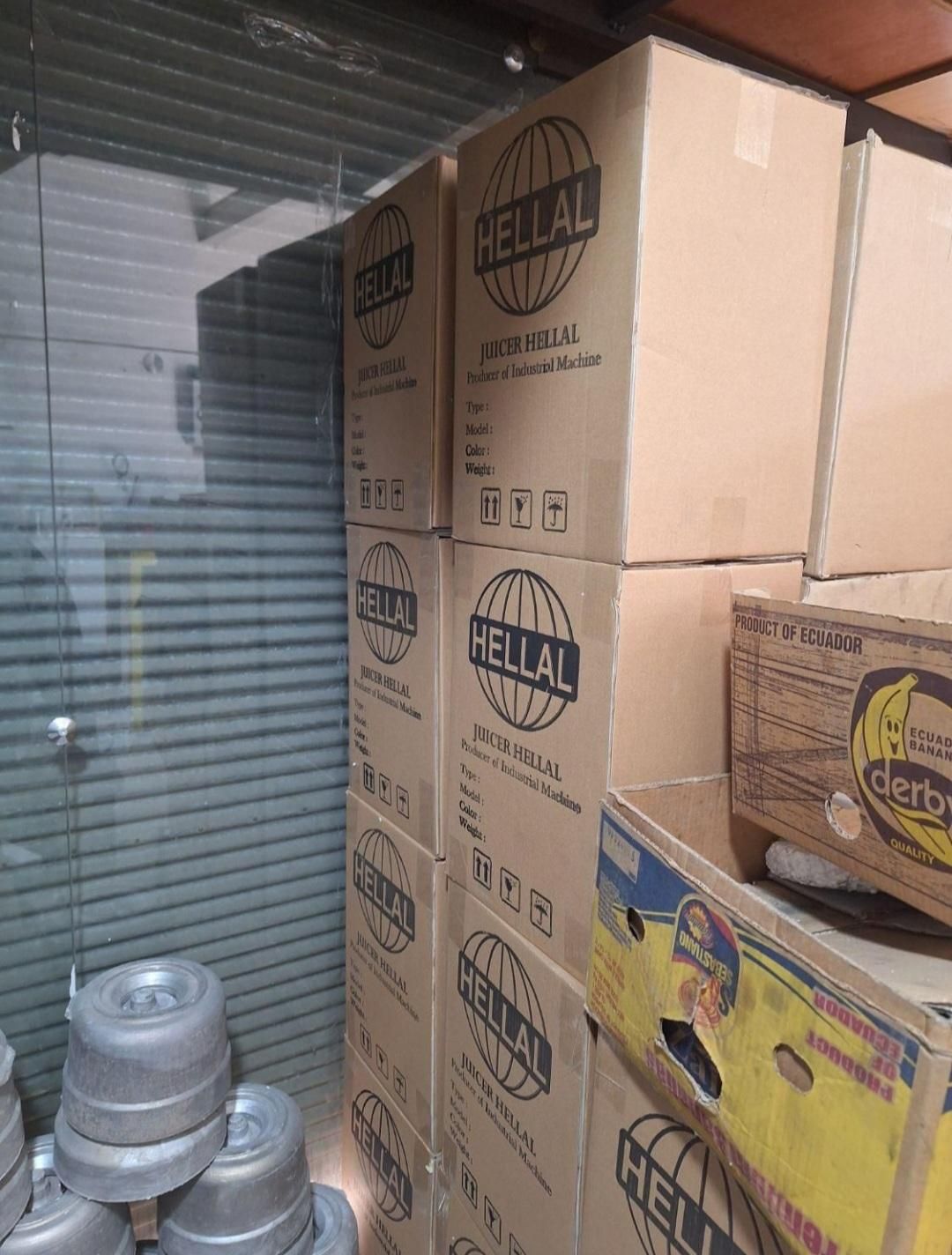 آبمیوه گیری هلال صنعتی دو سال ضمانت|آبمیوه‌گیر و آب‌مرکبات‌گیر|تبریز, |دیوار