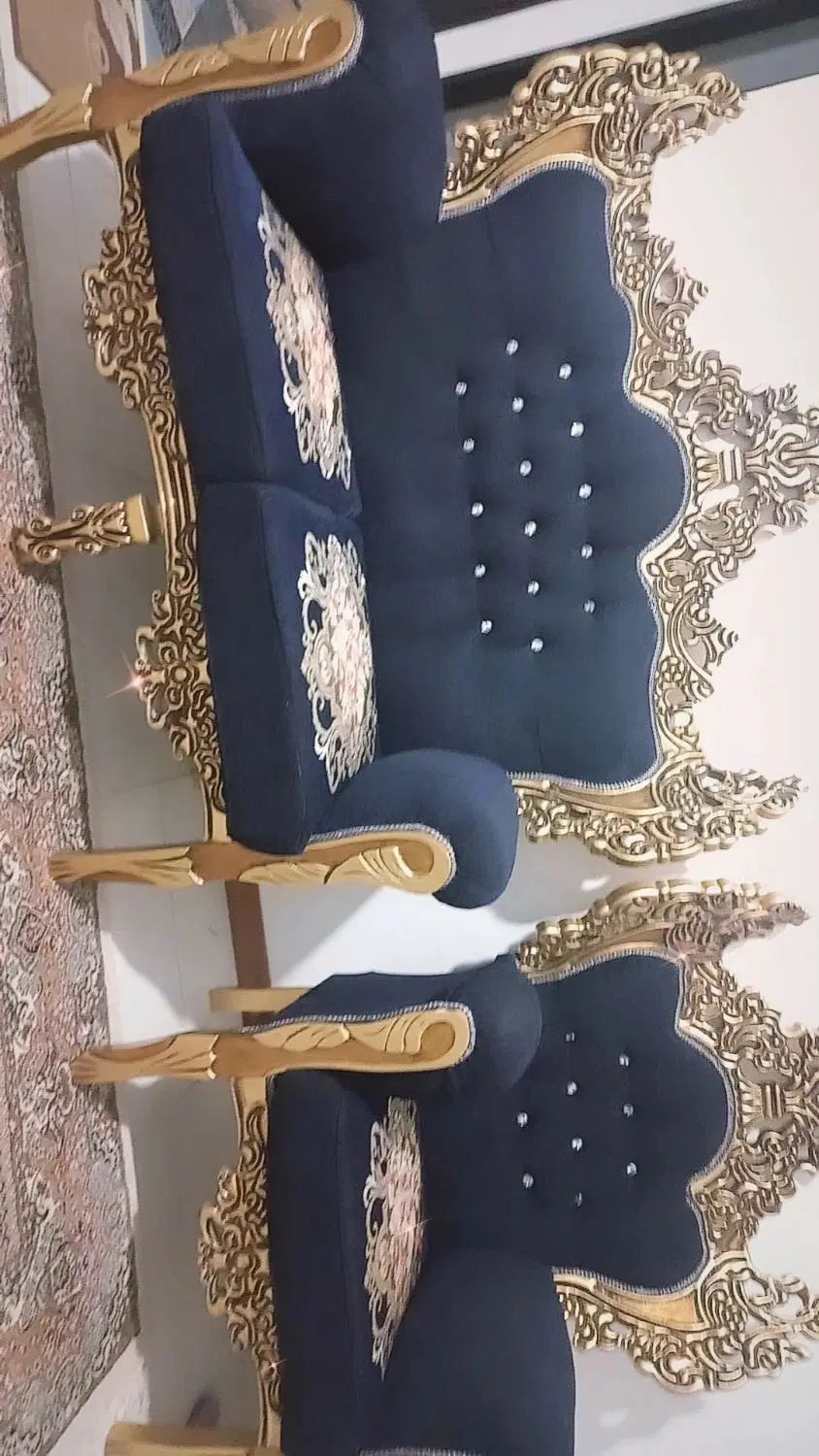مبلمان سلطنتی ۷نفره نوباتاج طلایی جنس چوب گردو|مبلمان خانگی و میز عسلی|سبزوار, توحیدشهر|دیوار