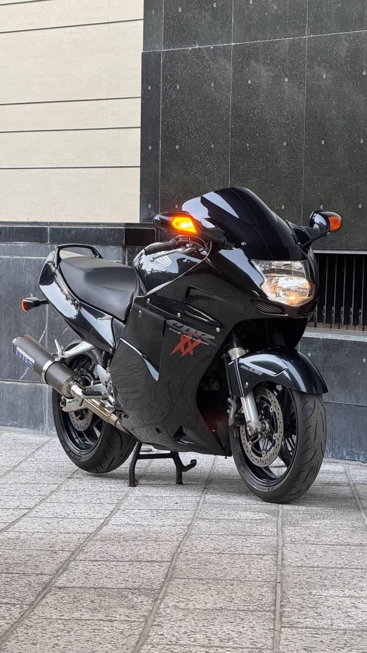 cbr 1100 cb 1300  mt  biking  z1000 کراسcrm|موتورسیکلت|همدان, |دیوار