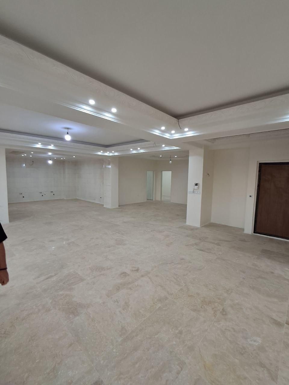 ۲۳۰ متر/نوساز/فول امکانات/سندتک برگ/تاپ لوکیشن|فروش آپارتمان|پاکدشت, پاکدشت (مامازند)|دیوار