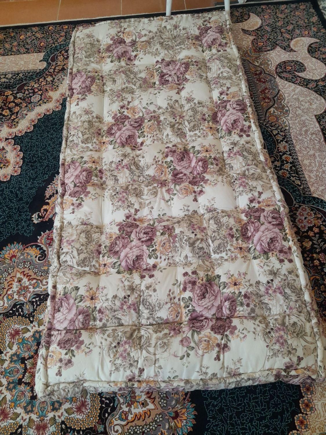 لوازم خانه فروشی|رختخواب، بالش، پتو|پیشوا, |دیوار