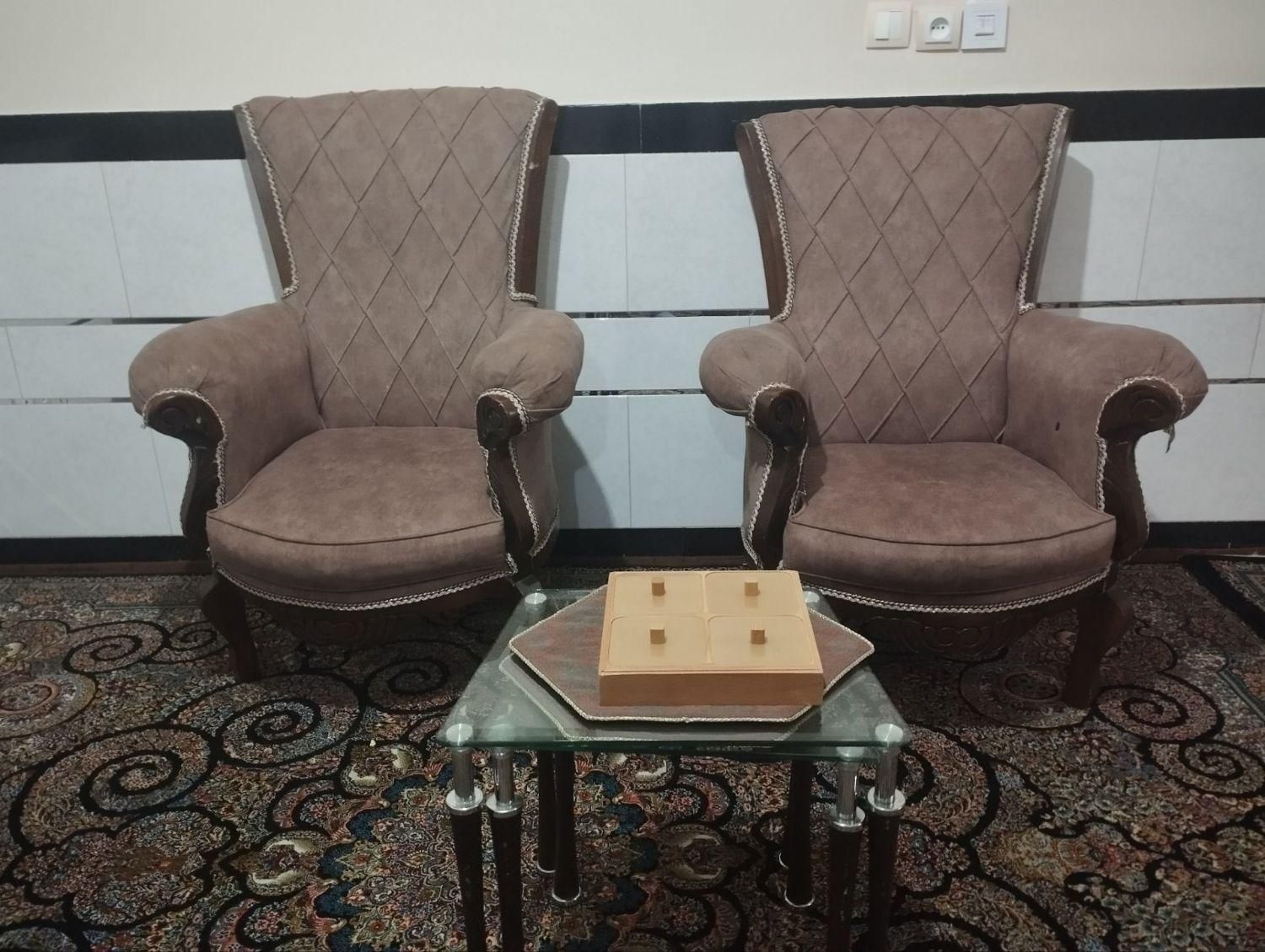 مبلمان|مبلمان خانگی و میز عسلی|بهار, |دیوار