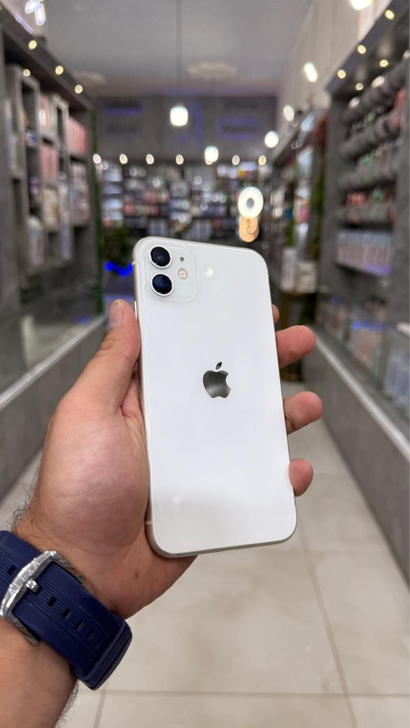 اپل iPhone 11 با حافظهٔ ۱۲۸ گیگابایت|موبایل|ارومیه, |دیوار