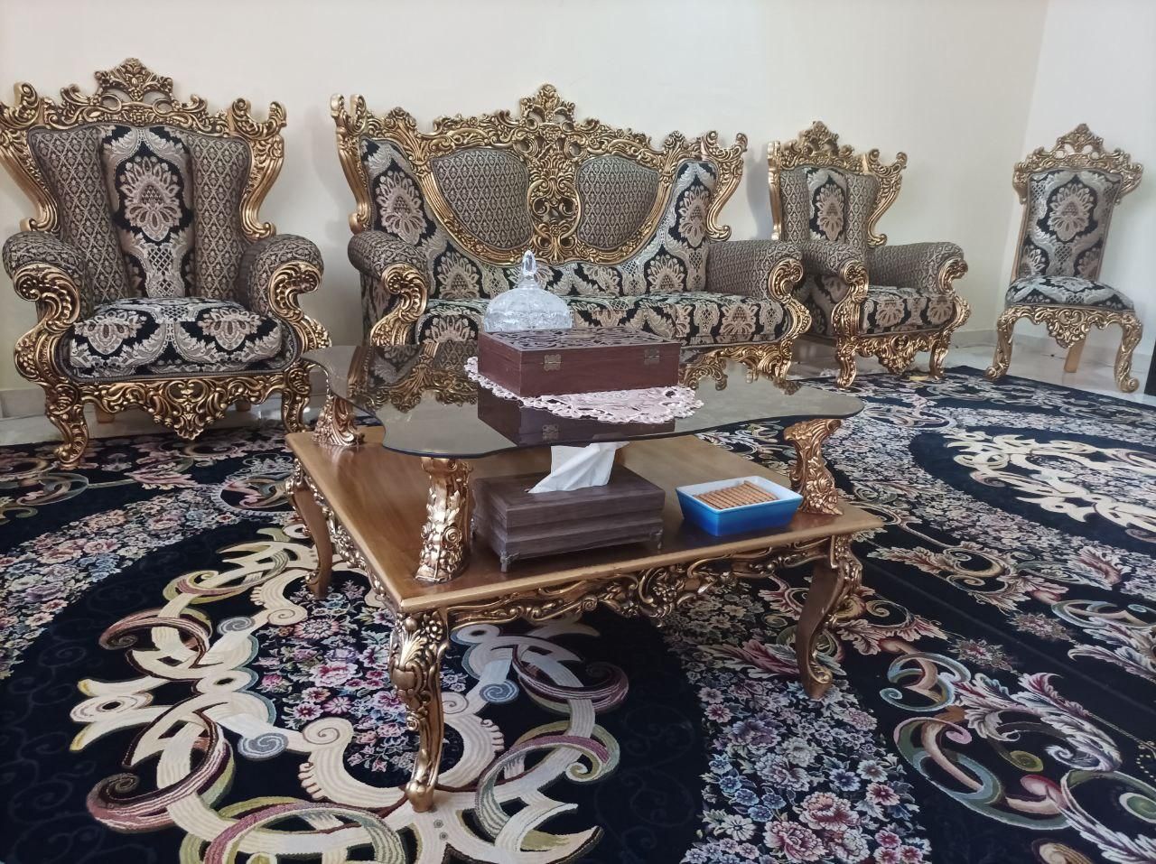 یک عددفرش کاملا نو|فرش|کرمانشاه, |دیوار