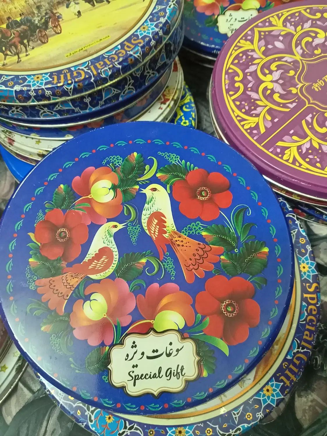 قوطی سوهان|ظروف نگهدارنده، پلاستیکی، یک‌بارمصرف|مشهد, پنجتن|دیوار