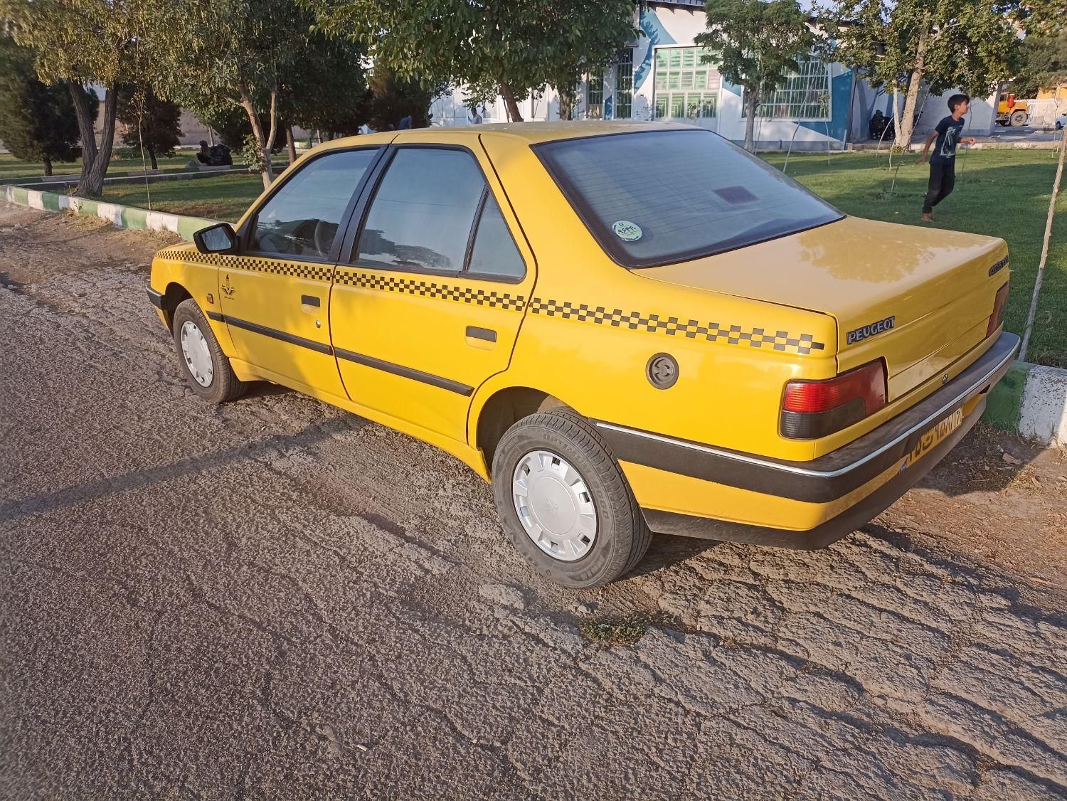 پژو 405 GLX - دوگانه سوز CNG، مدل ۱۴۰۱|خودرو سواری و وانت|همدان, |دیوار
