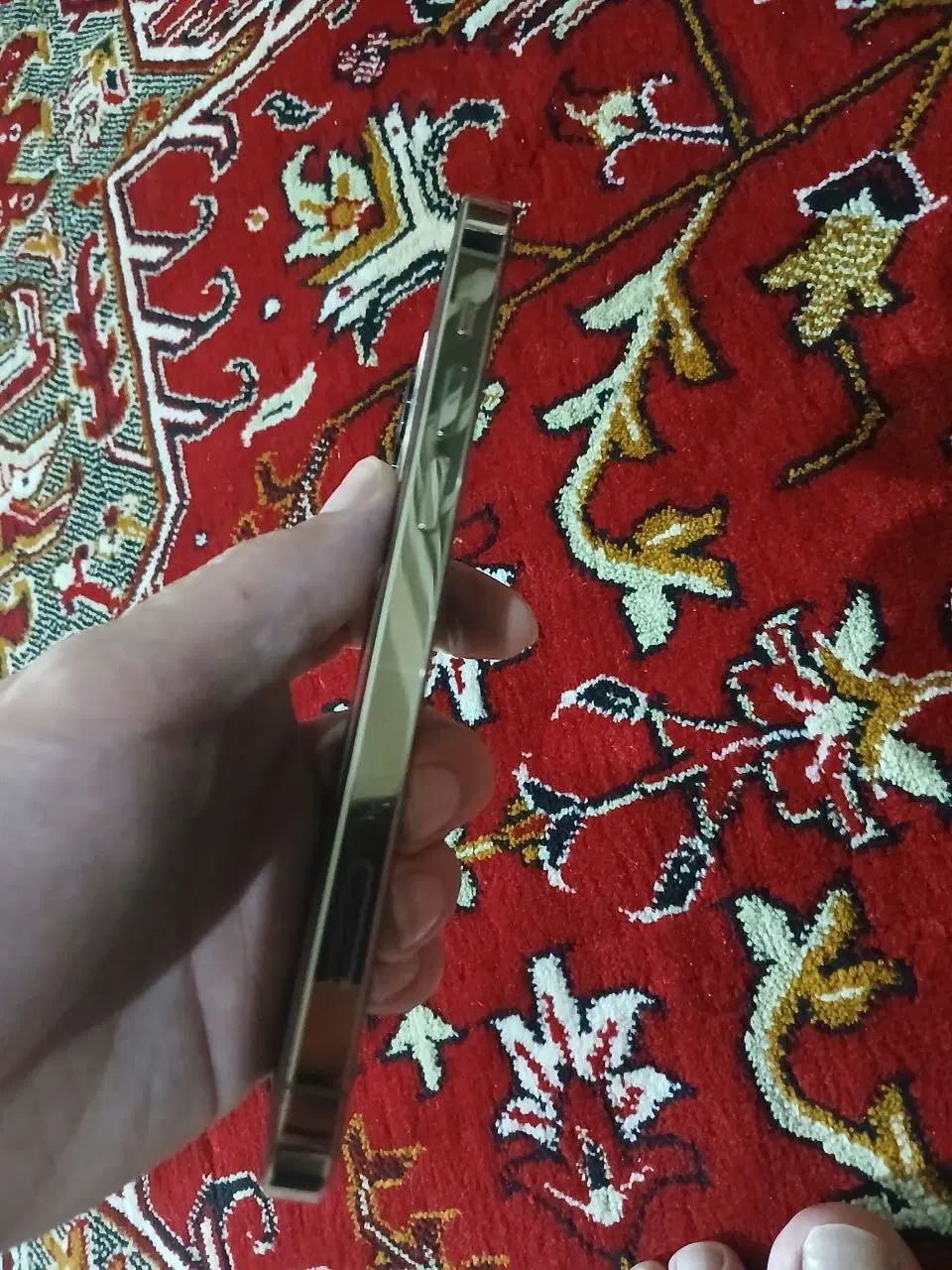 ۱۲پرو بدونه خش خط تمیز کابل شارژشه داره حفظ۱۲۶|موبایل|ارومیه, |دیوار