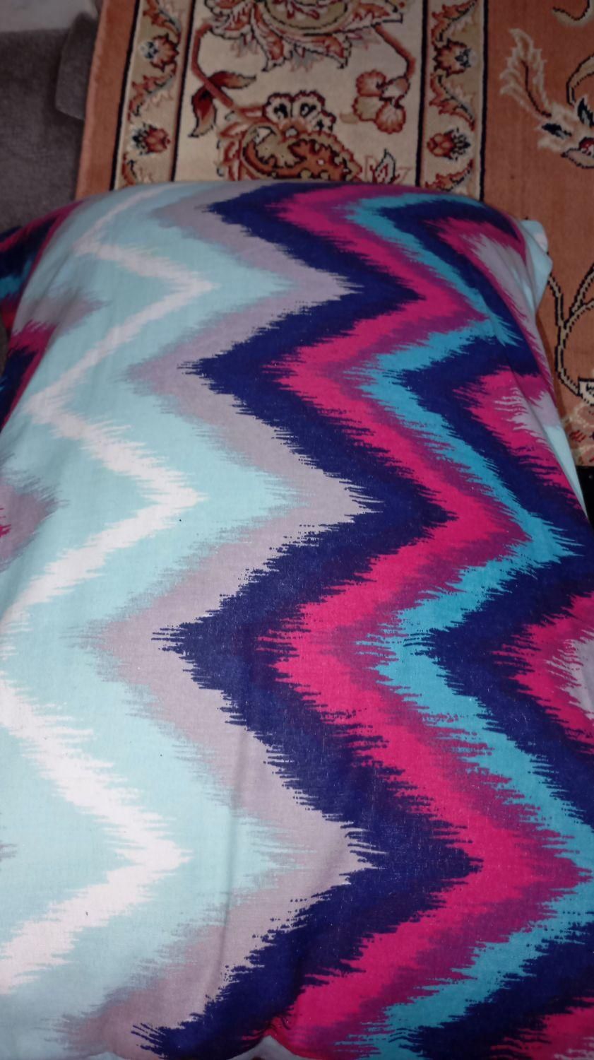 رو بالشتی|سرویس روتختی|قم, نیروگاه|دیوار