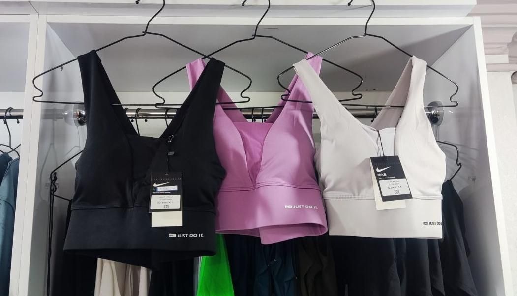 نیم تنه تاپ حلقه ای شلوارک|لباس|رشت, ساغری سازان|دیوار