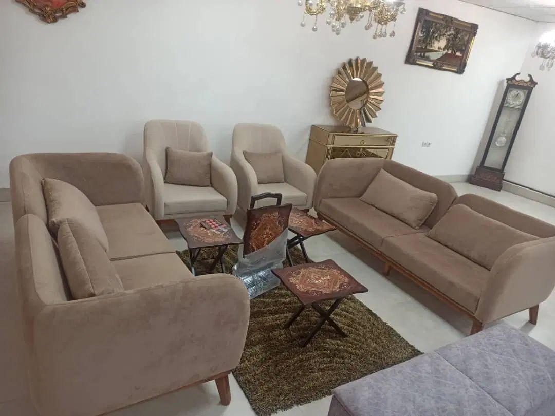 مبل ۸ نفره|مبلمان خانگی و میز عسلی|رشت, آتشگاه|دیوار
