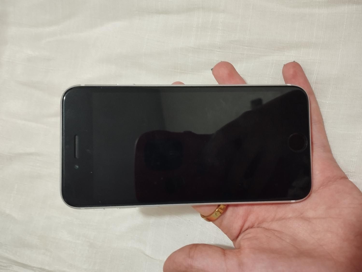 گوشی iphone se2020|موبایل|تهران, بازار|دیوار