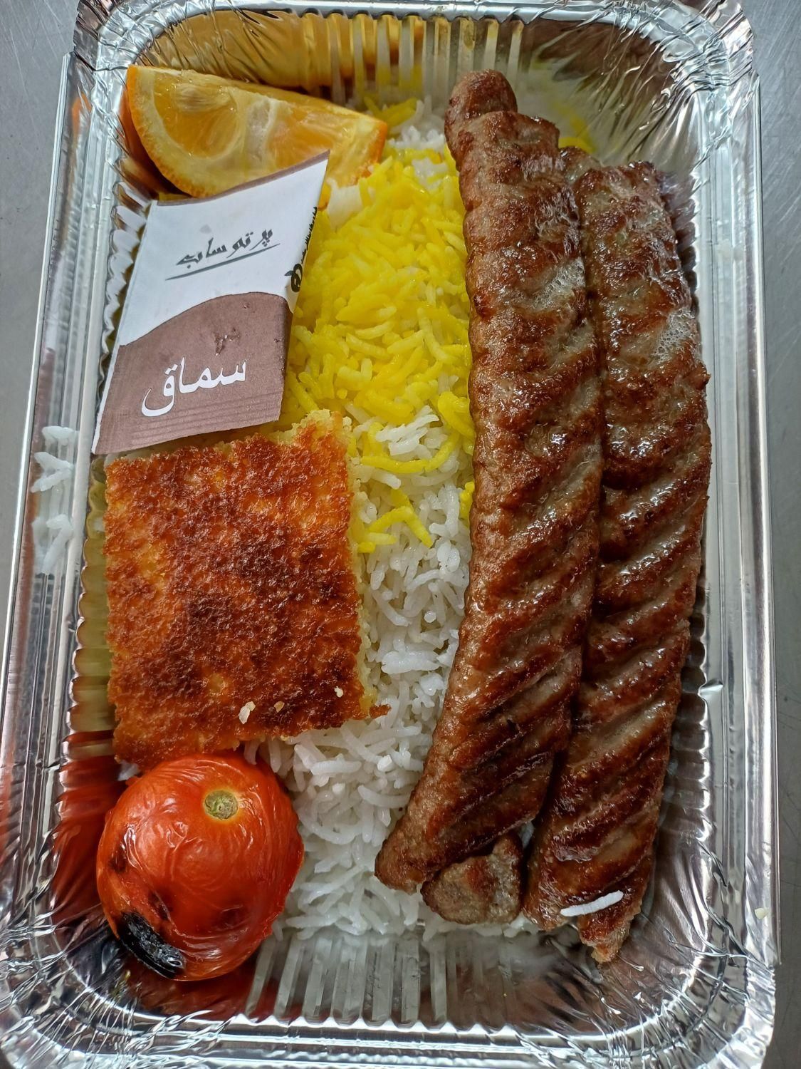 تهیه وتوزیع غذای مجالس ارگانهاوکارخانجات|خدمات پذیرایی، مراسم|قم, زمان زاده|دیوار