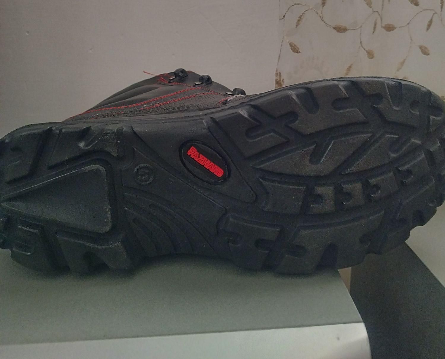 کفش کار سایز 43|کیف، کفش، کمربند|ملایر, |دیوار