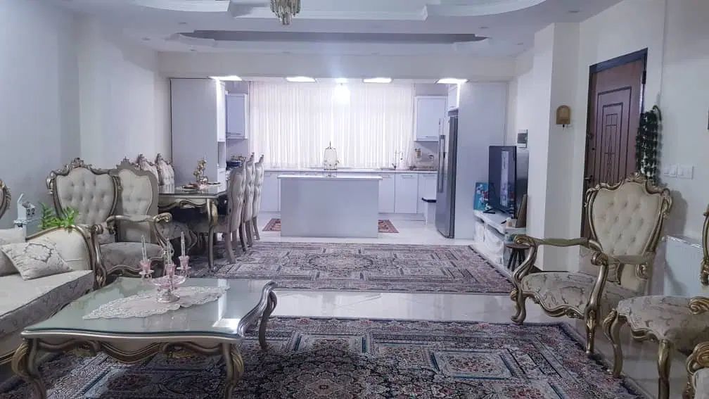آپارتمان ۹۵ متری عارف شمالی تاجیک شمالی|اجارهٔ آپارتمان|تهران, مینای شمالی (مخبر)|دیوار