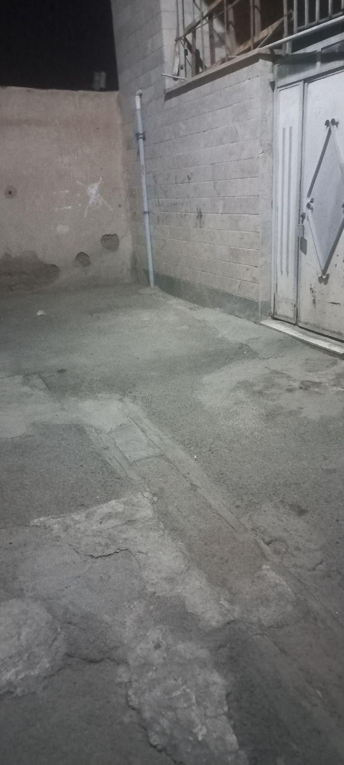 احمدیه اجاره خانه ویلایی ۵۰متری دارای زیر زمین|اجارهٔ خانه و ویلا|اسلامشهر, شهرک احمدیه|دیوار