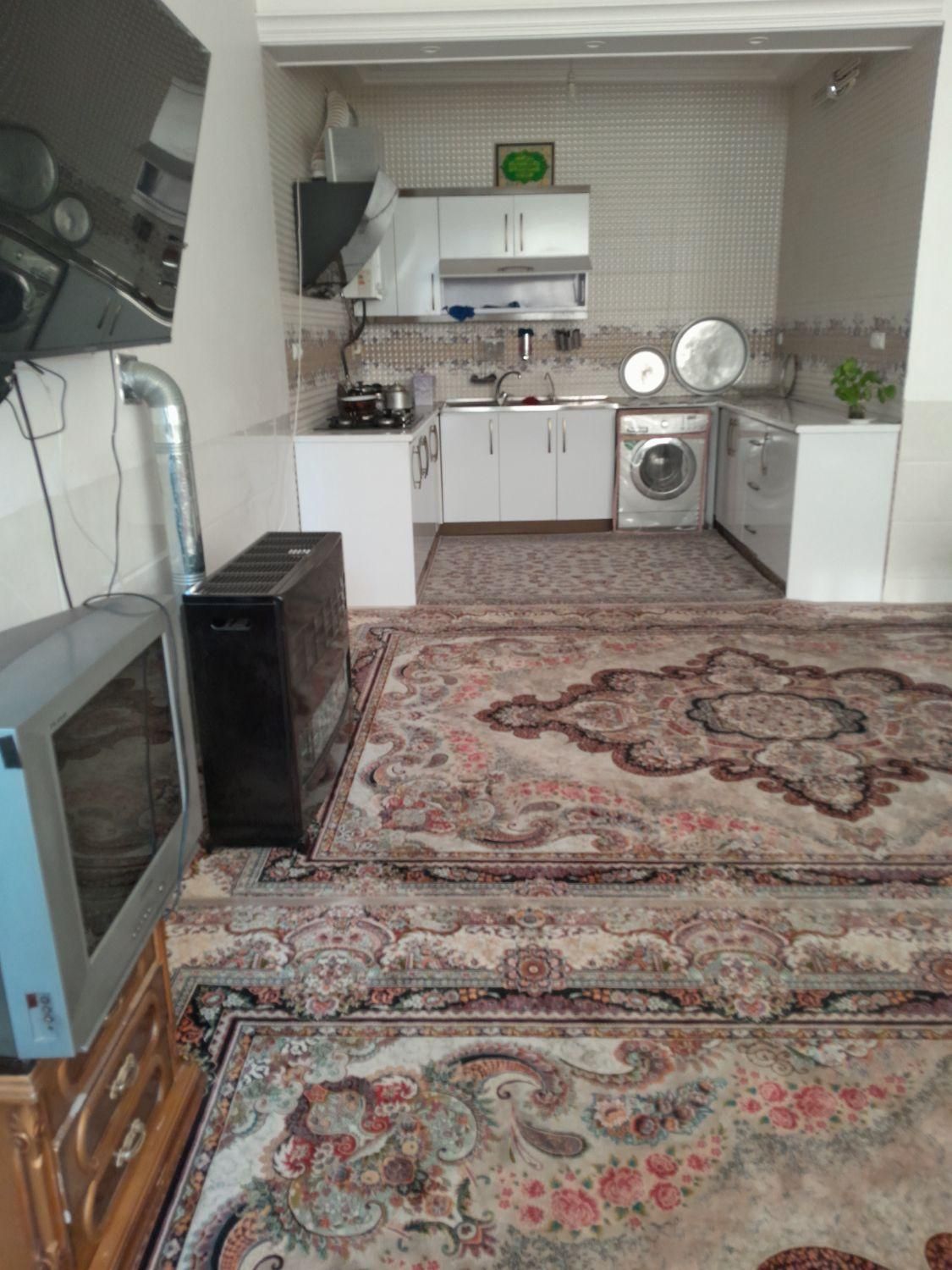 خانه مسافر جعفری اصفهانی|اجارهٔ کوتاهمدت آپارتمان و سوئیت|قم, باجک دو|دیوار