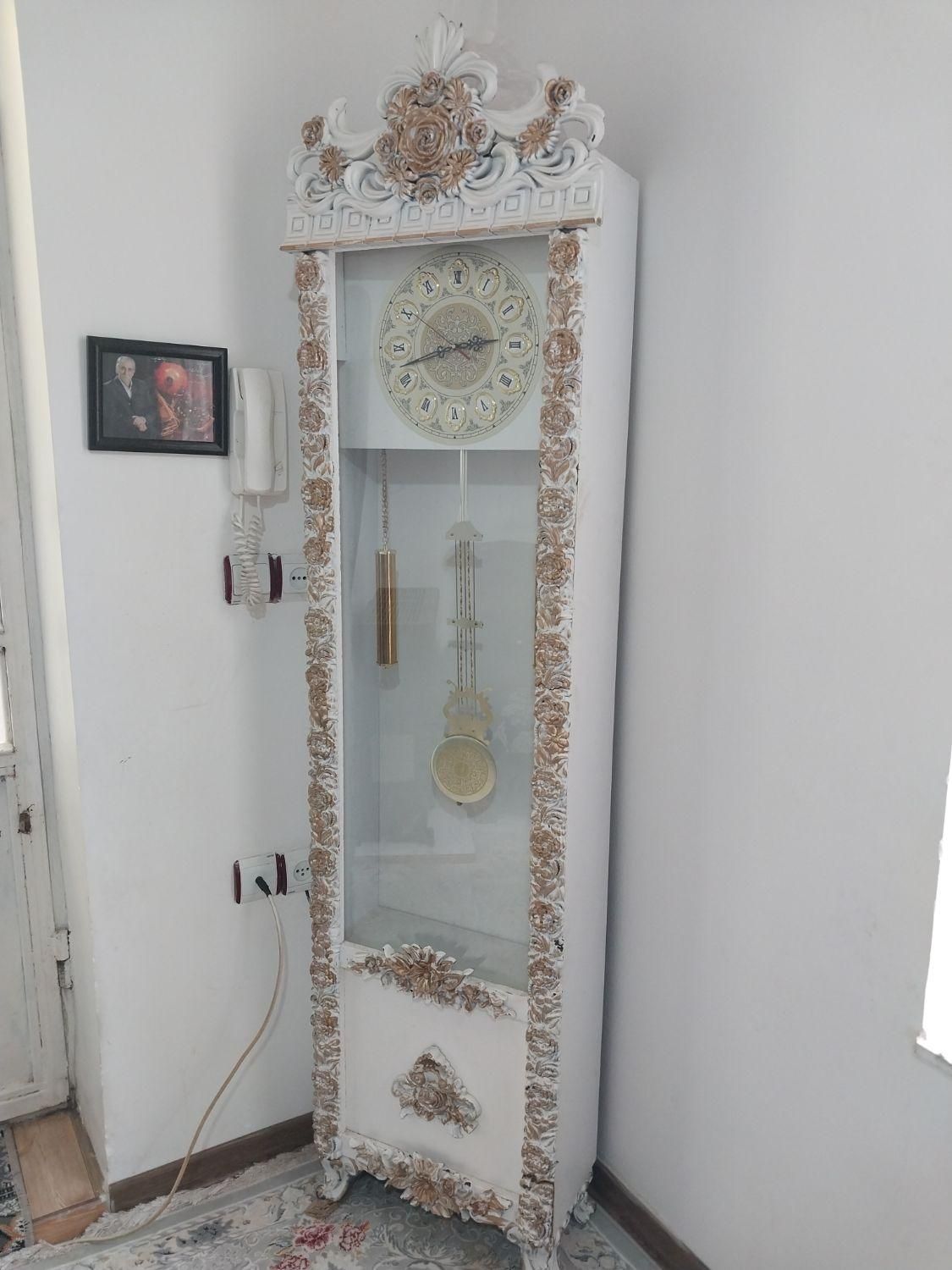 ساعت ایستاده آینه و کنسول لباسشویی|روفرشی|صحنه, |دیوار