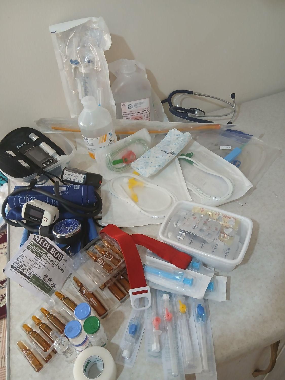 تزریقات و پرستاری در منزل توسط کارشناس icu|خدمات آرایشگری و زیبایی|پرند, فاز ۰|دیوار